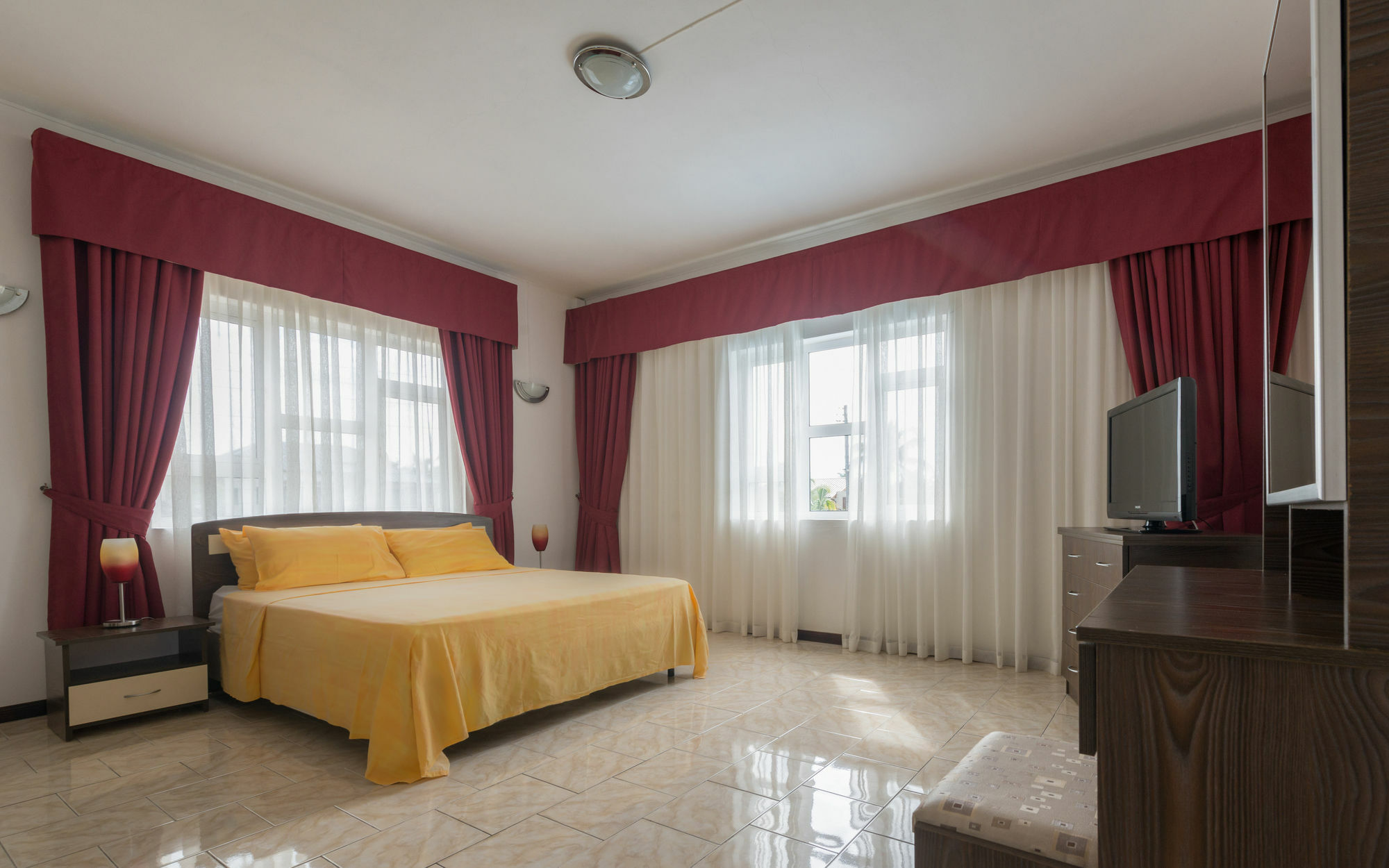 Wanna Studio Apartments Пуант-о-Канноньер Экстерьер фото